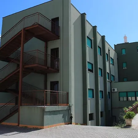 住宿加早餐酒店 Casa Per Ferie Mons Antonino Celona 皮斯图尼纳
